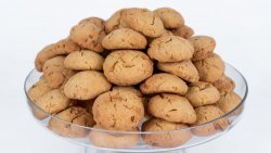 Cookies cu fulgi de migdale image