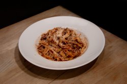 Tagliatelle bolognese image