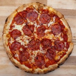 20% reducere: Pizza Pepperoni + doza suc Gama Pepsi  image