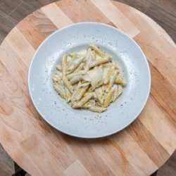 Penne Quattro formaggi image