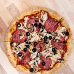 Pizza Salami e funghi  image