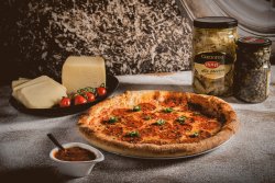 Pizza Hut image