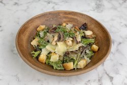 Salată caesar cu piep de pui image