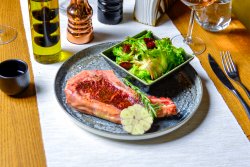 Steak de Vrăbioară de vită Charolais maturată image