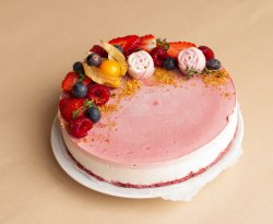 Tort cu fructul pasiunii și vanilie image