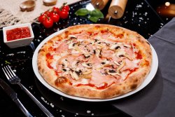 30% reducere: Pizza prosciuto funghi image