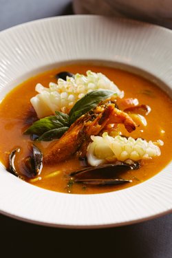 Seafood soup image
