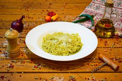 Tagliatelle pesto image