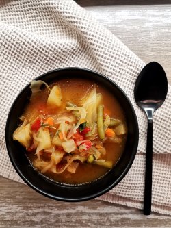 Ciorbă țărănească de legume image