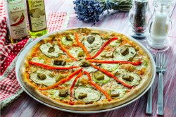 Pizza Vegetariana image