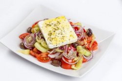 Salată grecească mare image