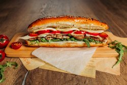 Sandwich cu vită în unt și rucola image