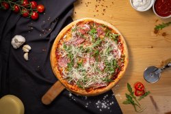 Pizza Prosciutto crudo image