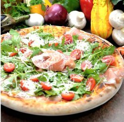 Pizza Prosciutto e Rucola 32 cm 1+1 image