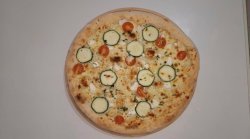Pizza Paradis 32 cm 1+1 image