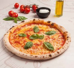 Pizza Margherita 32 cm 1+1 image