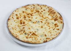 pizza quatro formaggi  30cm image