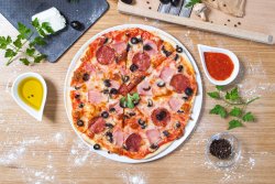 Pizza Quattro Stagioni image