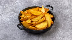 Cartofi wedges în coajă image