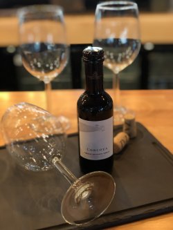Miniature wine Cabernet Sauvignon & Merlot Corcova sec image