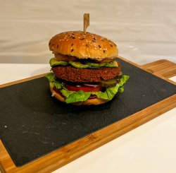 Burger yummi falafel image
