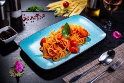 Spaghetti al pomodoro e basilico image