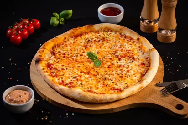 Pizza Margherita image