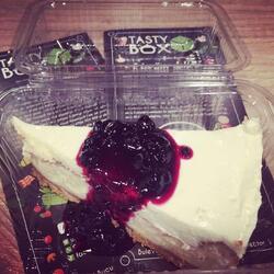 Cheesecake cu dulceata de fructe de padure image