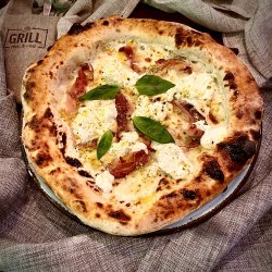 Pizza Pancetta & Buratta image