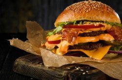 Umami burger ( dublu burger) image