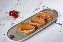 Crostini al salmone afumicato  image