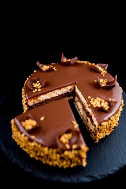 Snickers Cake image