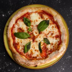 40% reducere: Margherita Pizza Rotunda image