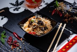 Noodles cu legume image