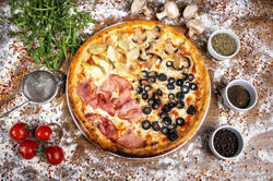 Pizza quattro stagioni image