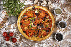 Pizza vegetariană post image