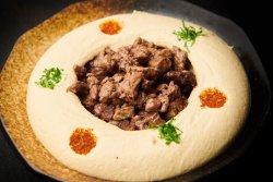 Hummus cu carne  image