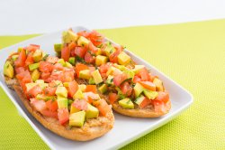 Bruscheta cu avocado (2 bucăți) image