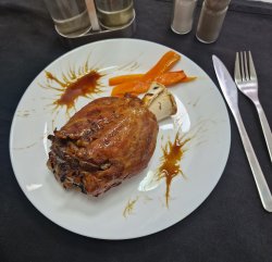 Ciolan glazurat cu sos de soia si miere image