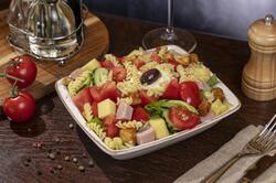Salata italiana image
