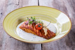 Salmone al pepe verde image