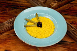 Risotto cu șofran și sparanghel image