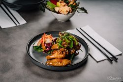 Spicy wings image
