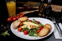 Halloumi la gratar image