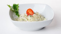 Salată de varză cu mărar image