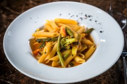 Penne vegetariene image