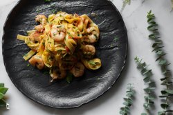 Tagliatelle cu creveți image