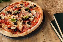 Pizza Quatro Stagioni image