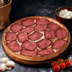 Pizza Salami – Afumată image