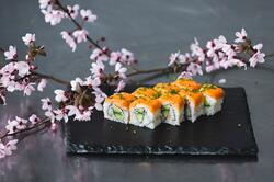 Spicy Salmon Roll image